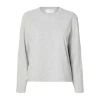 Lys gråmeleret langærmet SlfEssential Boxy Tee t-shirt til kvinder fra Selected Femme.
