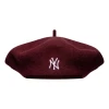 New Era Wool Script Beret New York Yankees Bordeaux